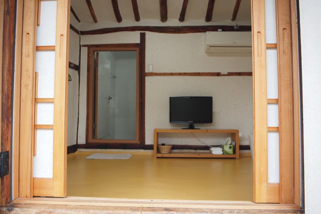 Floral Space Hanok Guesthouse Gyeongju Eksteriør bilde